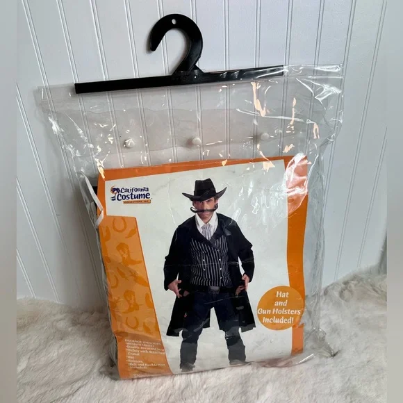 California Costumes Gunfighter Adult Costume.. Size Large (42-44) - Picture 14 of 16